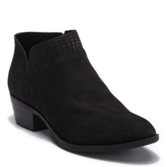 brintly leather ankle bootie